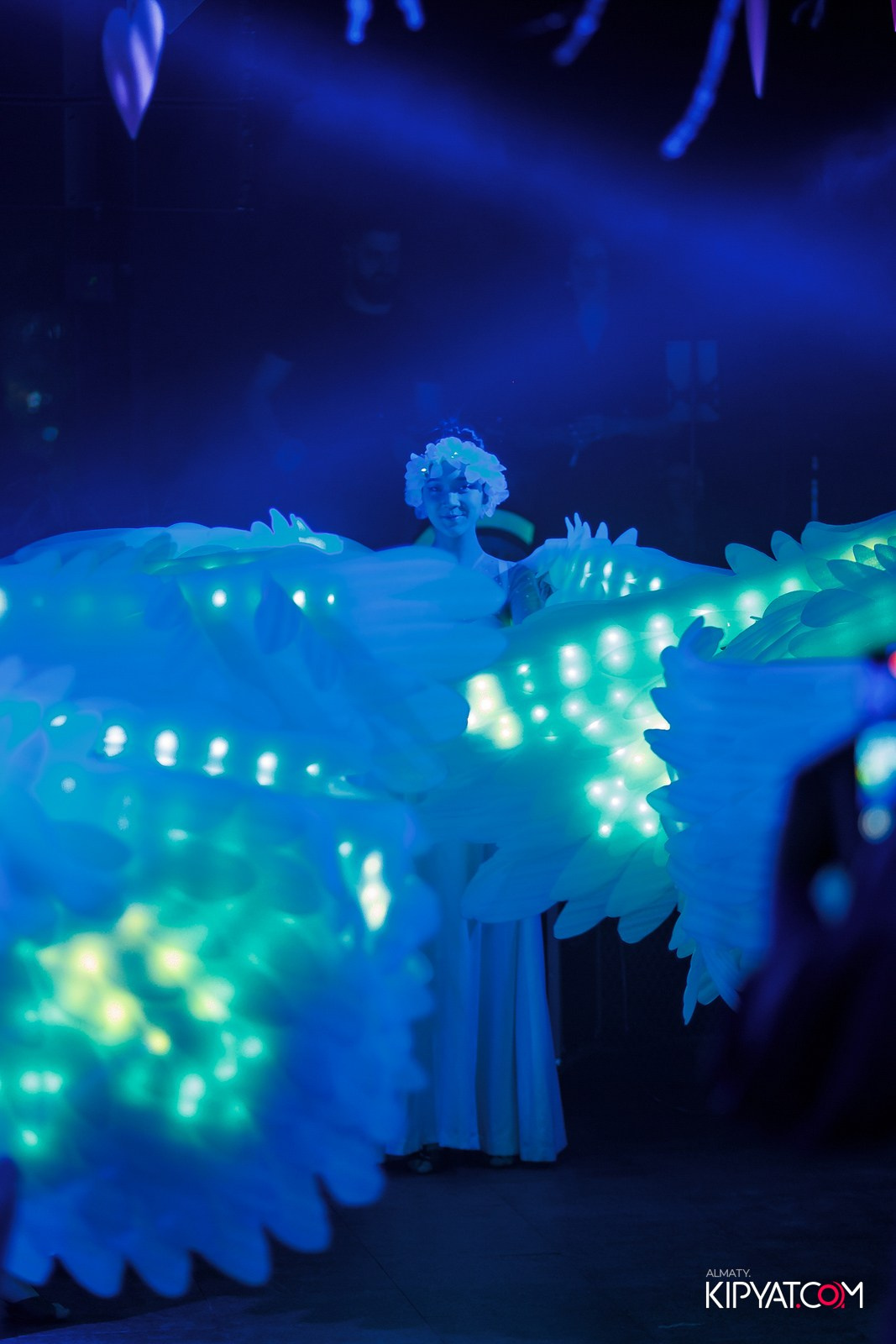 FRIENDS BAR & TERRACE. КИПЯТКОМ АЛМАТЫ!