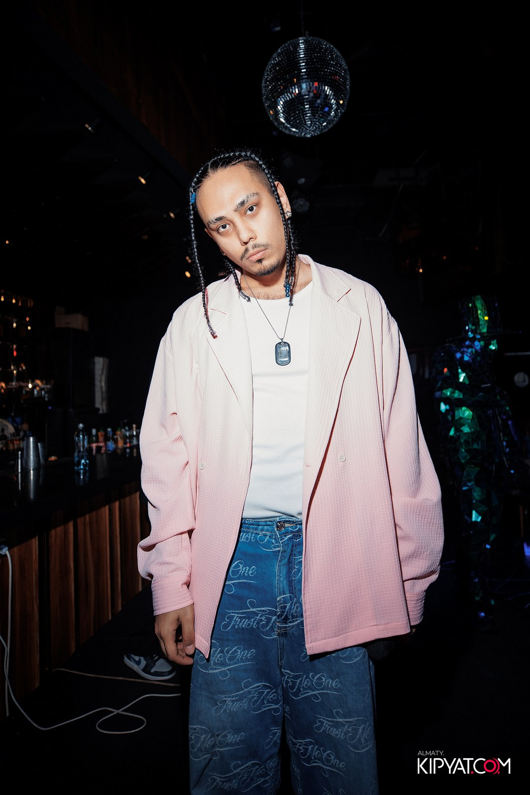 MOOD KARAOKE & TERRACE. КИПЯТКОМ АЛМАТЫ!