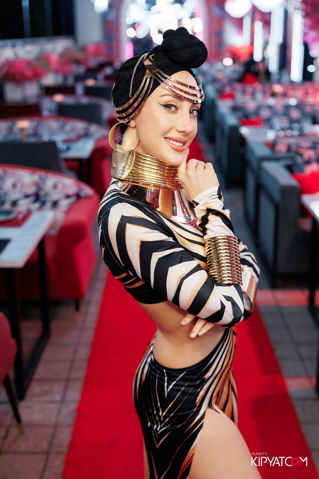 ЗАЯ, НА БИС. КИПЯТКОМ АЛМАТЫ!