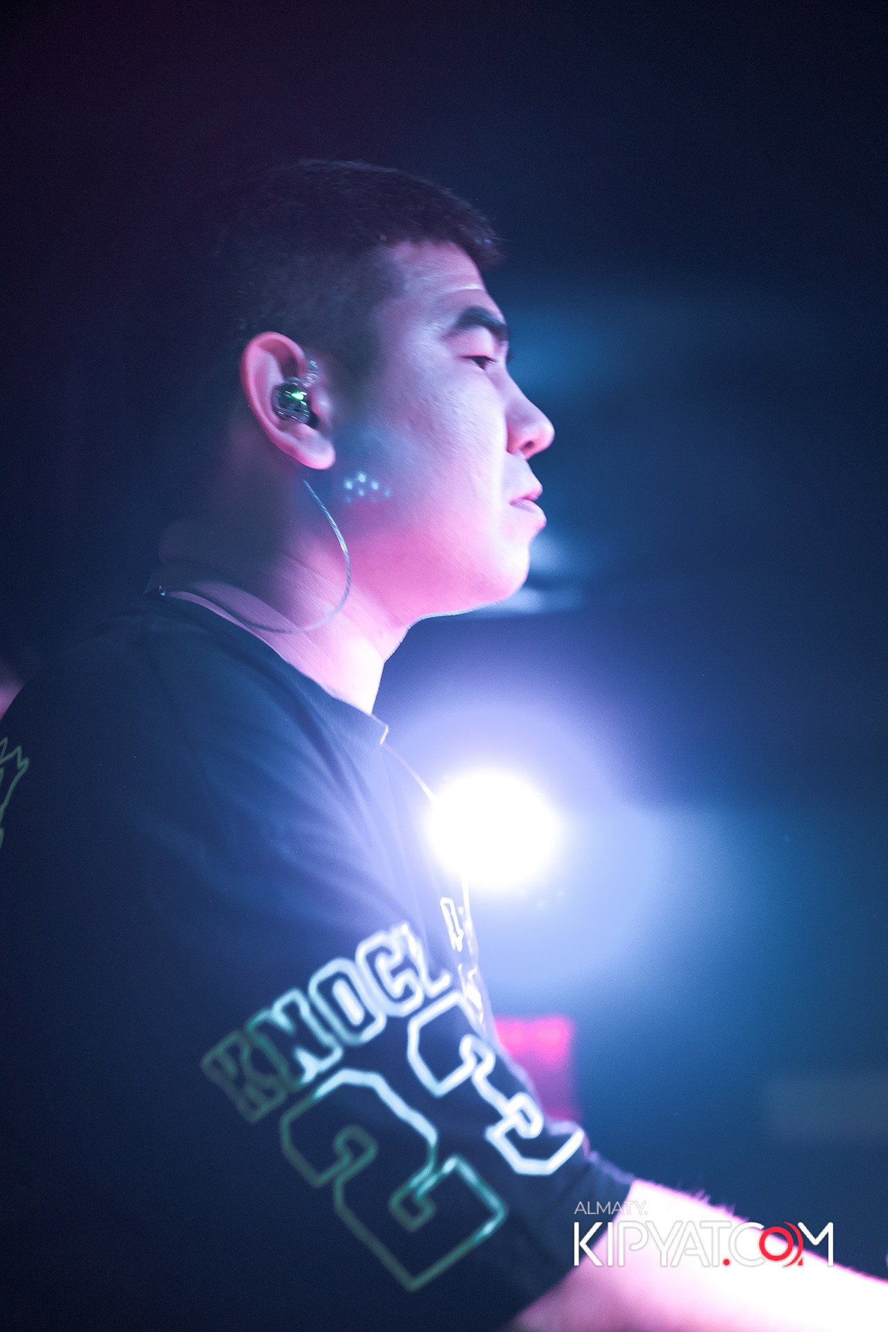 UYAT EMES BAR. КИПЯТКОМ АЛМАТЫ!