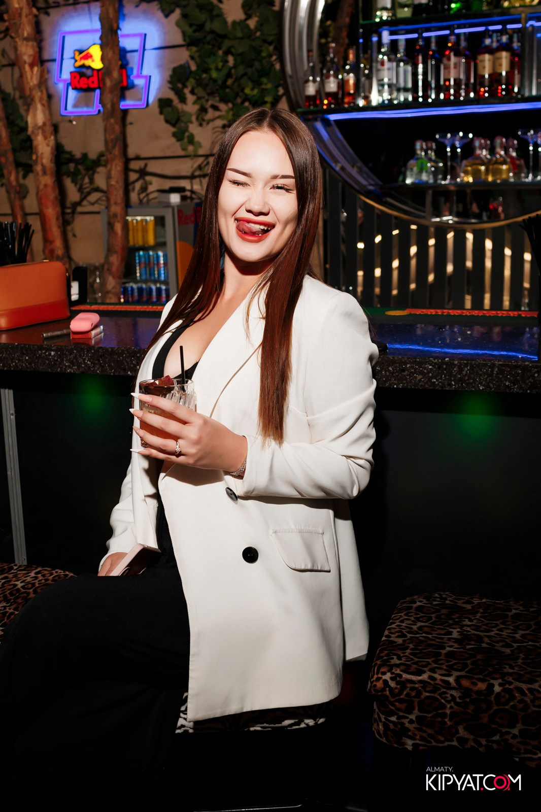 EVENT BAR. КИПЯТКОМ АЛМАТЫ!