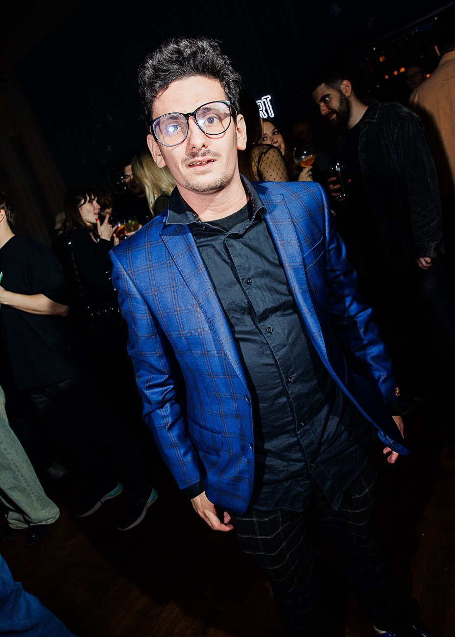 Medium Quality — Корпоратив