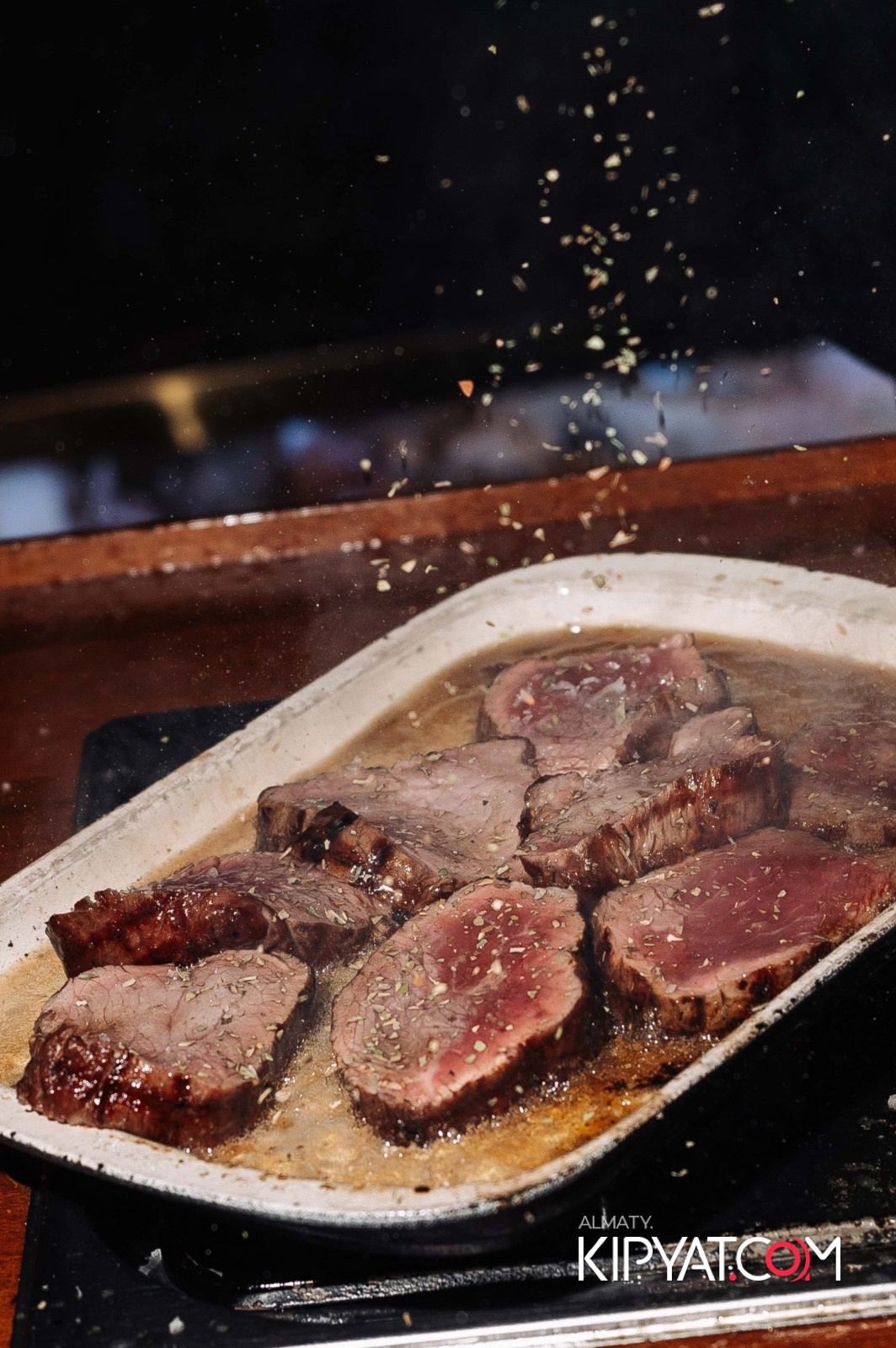 ZIYAFET STEAK HOUSE. КИПЯТКОМ АЛМАТЫ!