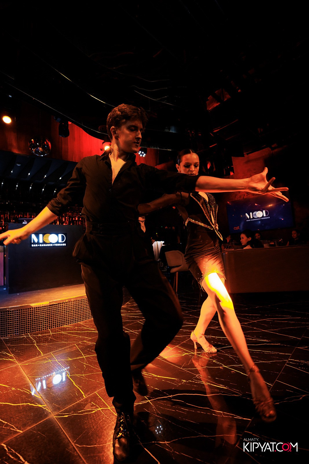 MOOD KARAOKE BAR & TERRACE. КИПЯТКОМ АЛМАТЫ!