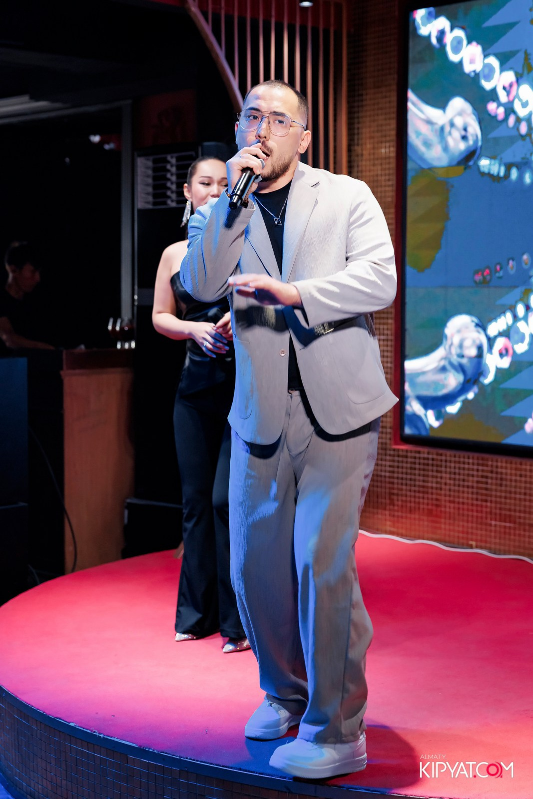 ЗАЯ, НА БИС. КИПЯТКОМ АЛМАТЫ!