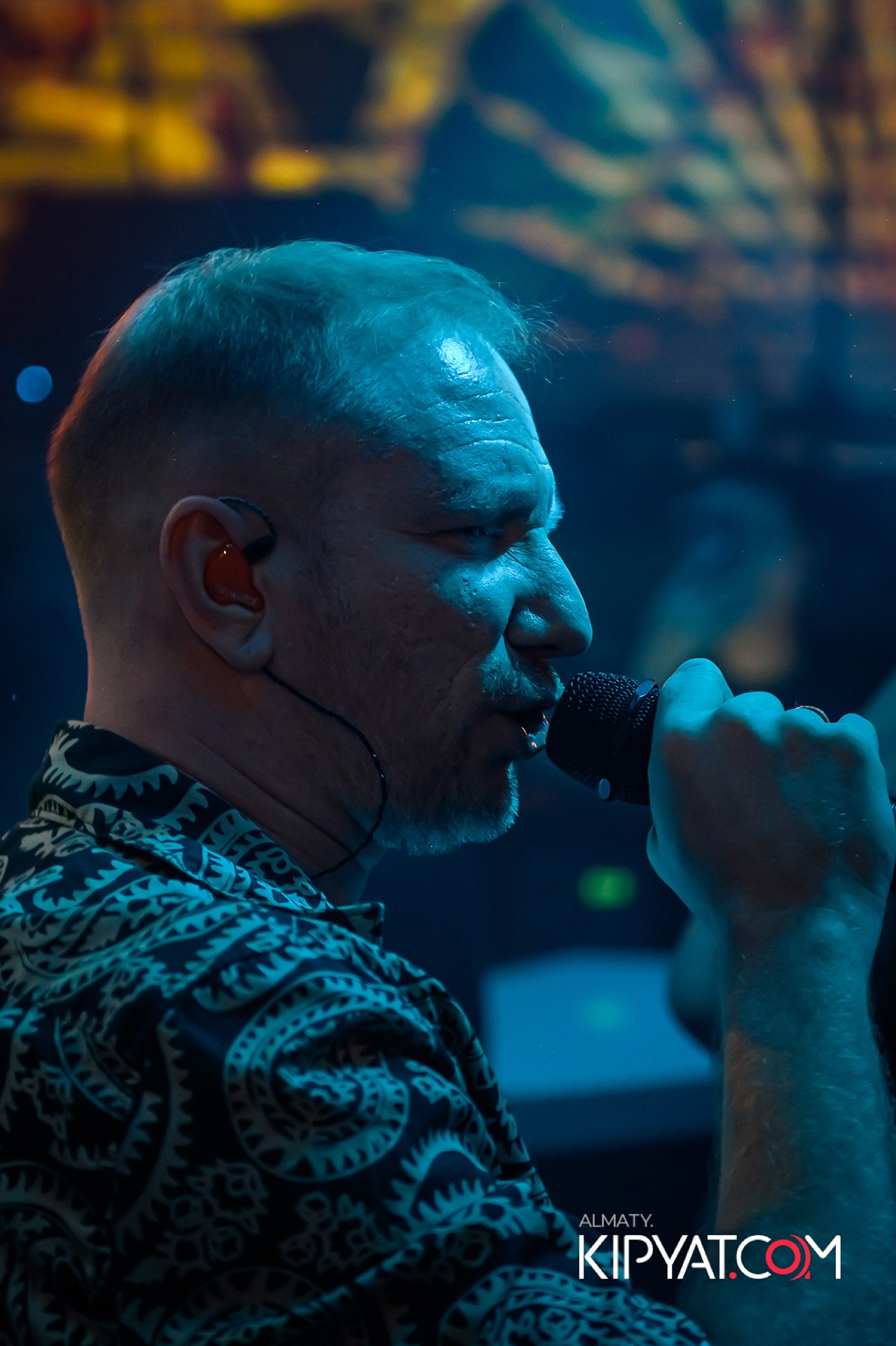 SANTA BARBARA ВЫСТУПЛЕНИЕ ГРУППЫ БРАТЬЯ ГРИММ. КИПЯТКОМ АЛМАТЫ!