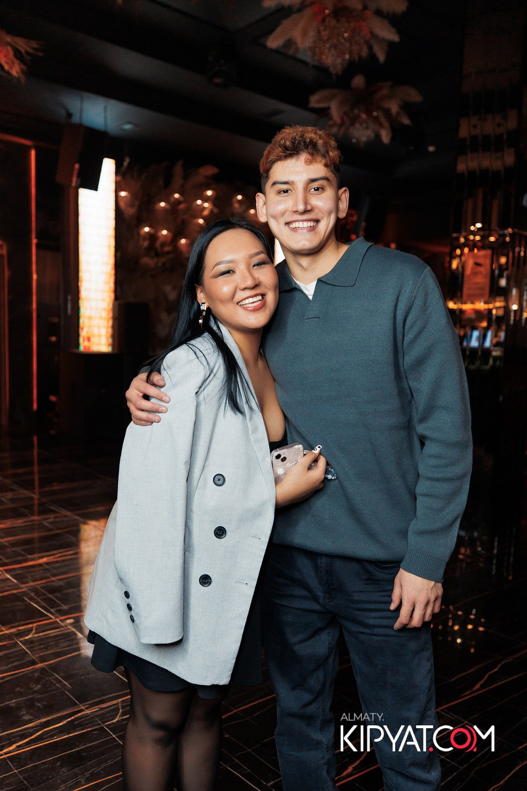 БАР ПАНАЕХАЛИ НА ДОСТЫК. КИПЯТКОМ АЛМАТЫ!