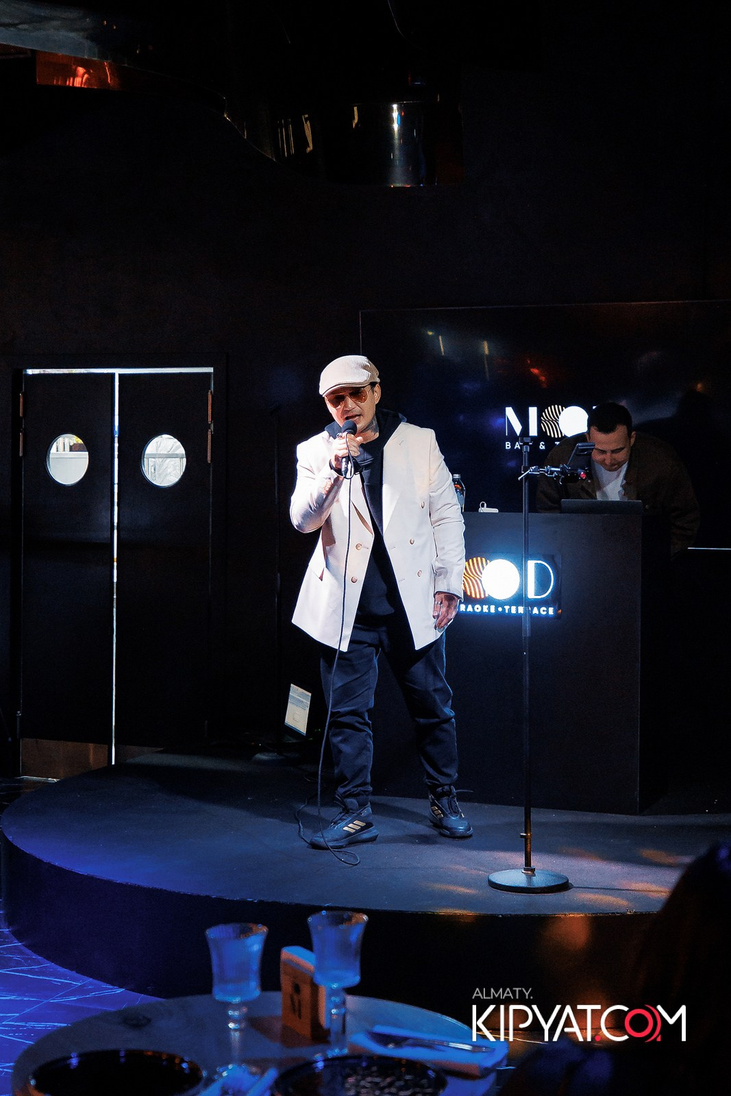 MOOD KARAOKE & TERRACE. КИПЯТКОМ АЛМАТЫ!