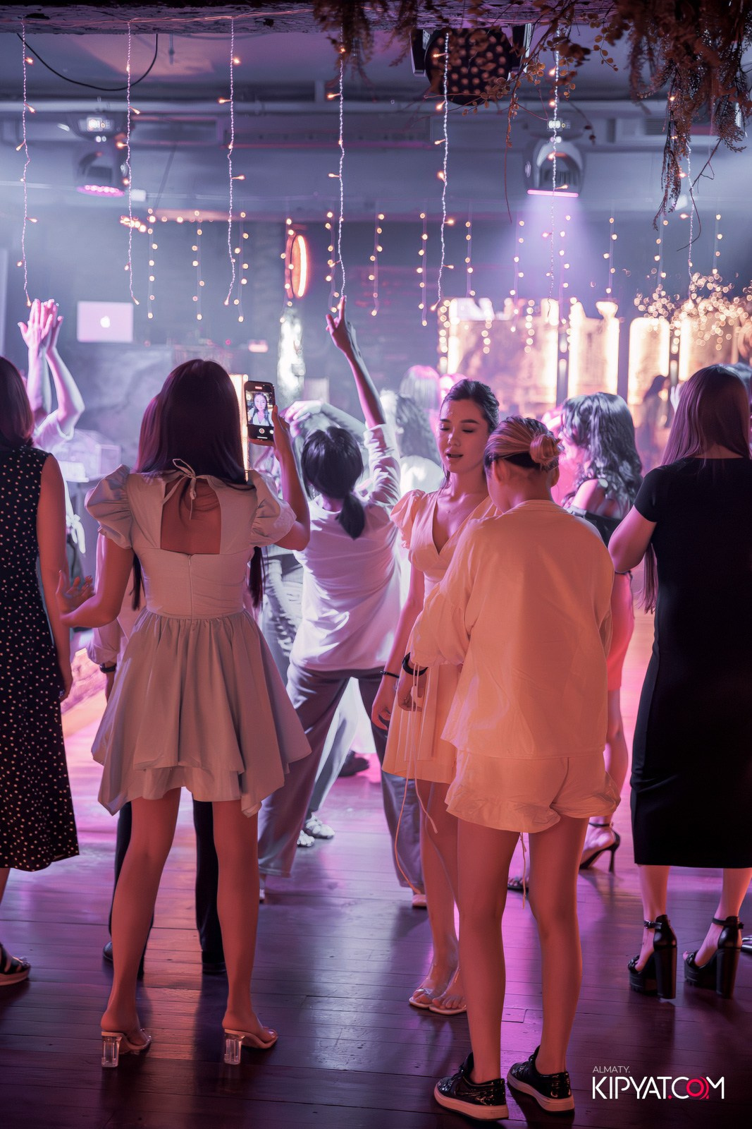 СУББОТА В MUNCHEN PUB. КИПЯТКОМ АЛМАТЫ!