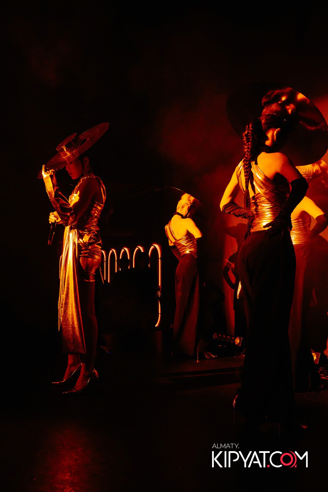 QUEEN. КИПЯТКОМ АЛМАТЫ!