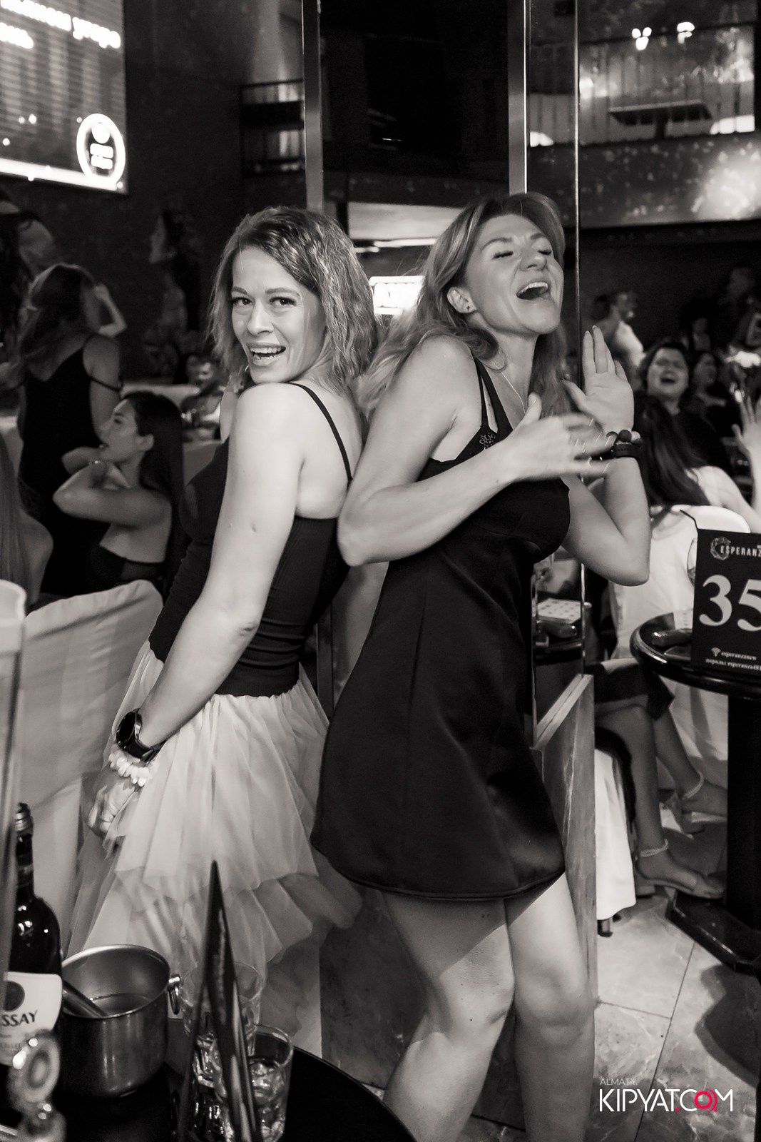 МУЗЫКАЛЬНОЕ ЛОТО В HIT RETRO. КИПЯТКОМ АЛМАТЫ!