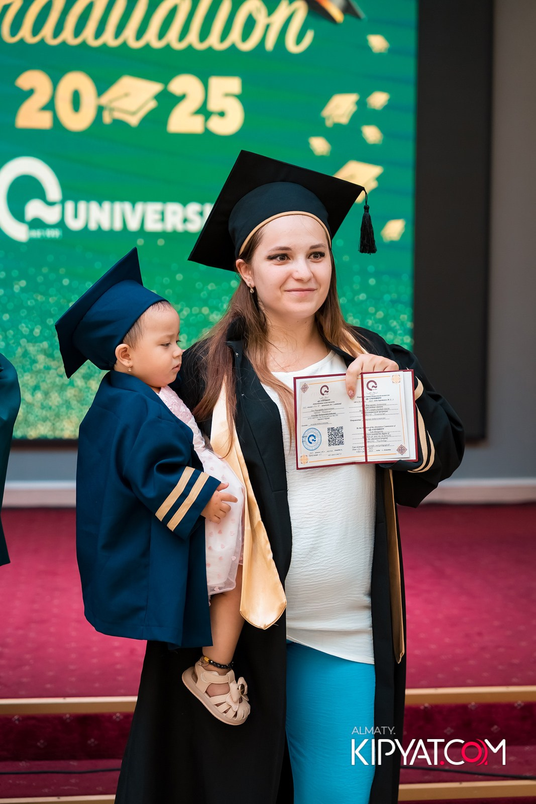 GRADUATION 2025 Q UNIVERSITY. КИПЯТКОМ АЛМАТЫ!