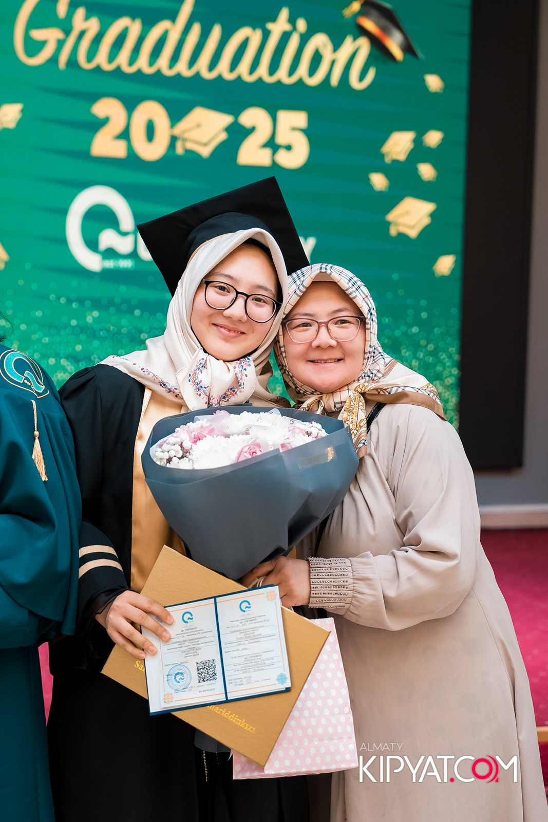 GRADUATION 2025 Q UNIVERSITY. КИПЯТКОМ АЛМАТЫ!