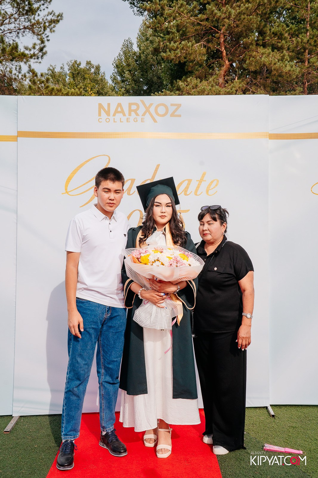 ВРУЧЕНИЕ ДИПЛОМОВ — НАРХОЗ КОЛЛЕДЖ. Part 1. КИПЯТКОМ АЛМАТЫ!