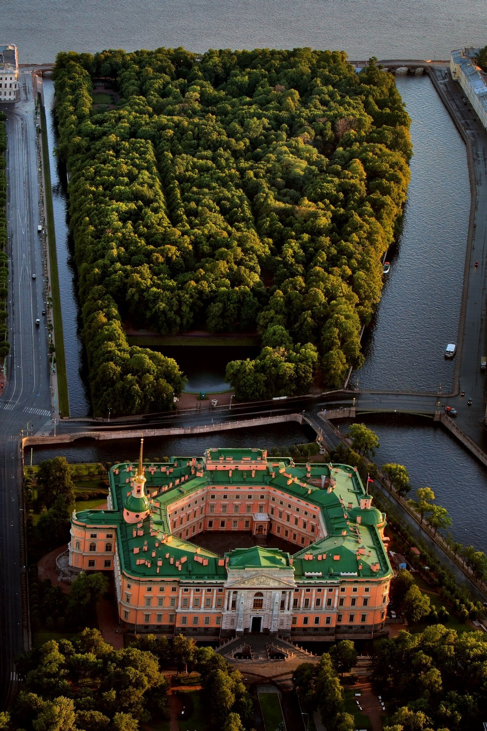 Город. Фотограф Александр Петросян