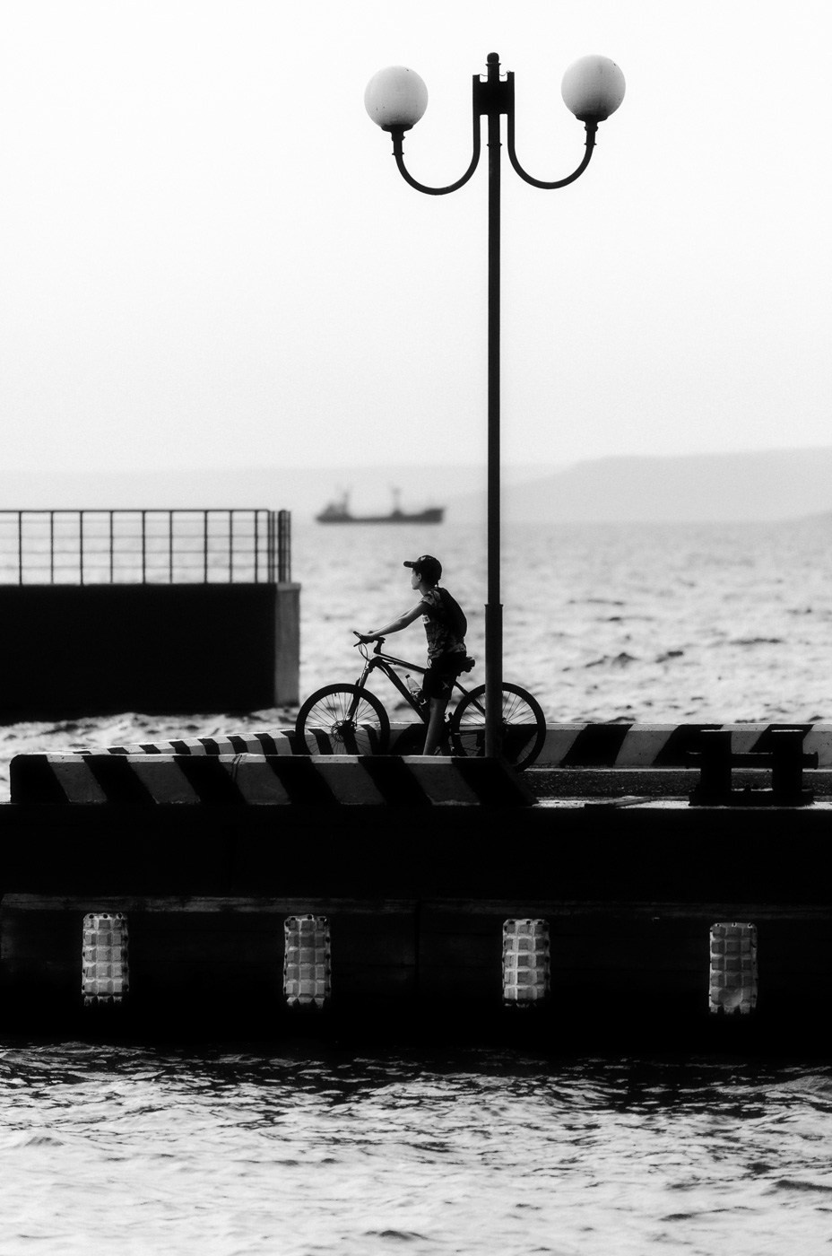 Уличная фотография. Андрей Кровлин — фотограф в Славянке