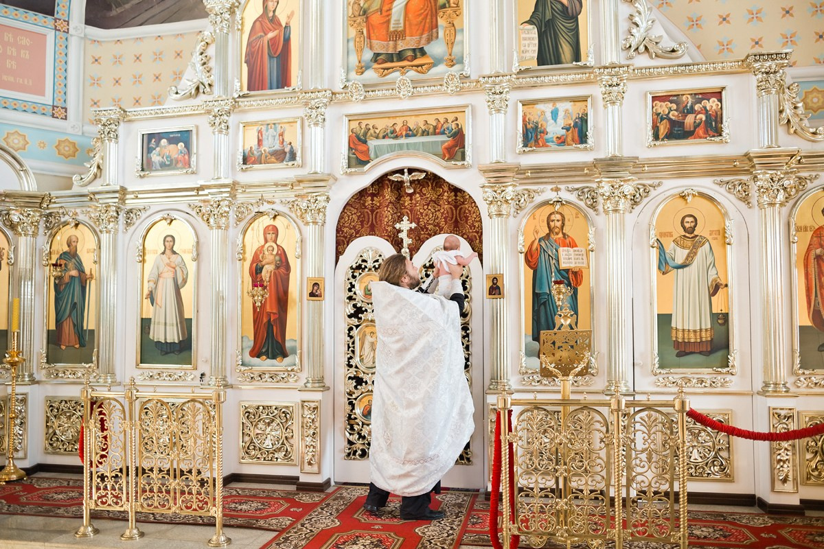 КРЕЩЕНИЕ СЕВАСТЬЯНА. Семейный фотограф новорождённых в Серпухове Юлия Новикова +79637785957