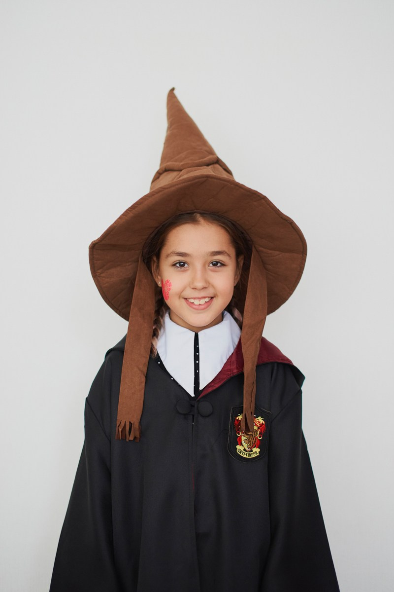 Тематический праздник в языковой школе FunLS. Репортажный и женский фотограф в Новосибирске