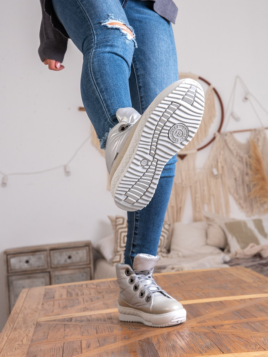 Обувь на модели. Фотограф Юлия Зимина