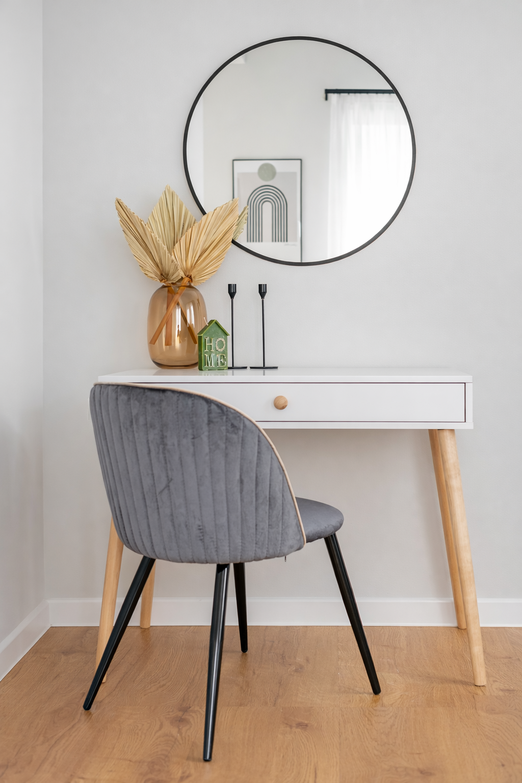 Интерьерные фотосессии для частных клиентов, агентств недвижимости, каталогов и журналов. От прошлого к будущему авиации через фотографию