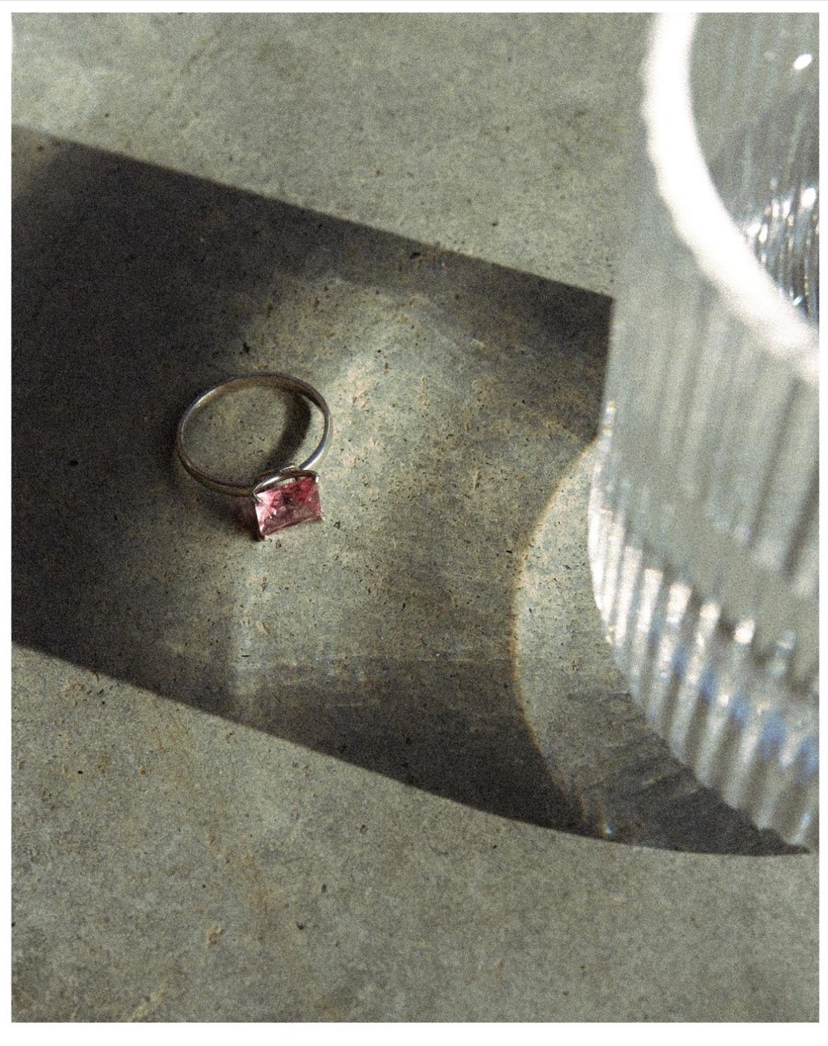 Для бренда украшений. Фотограф