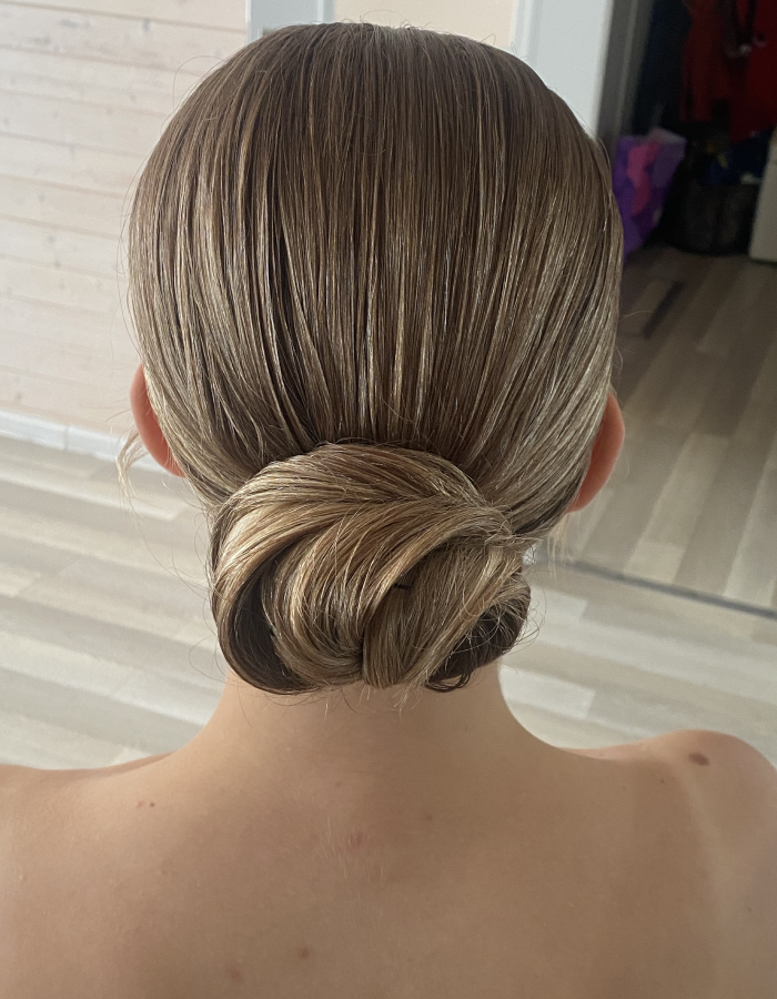 Стилист Кривенко. Подрядчики и друзья сети свадебных площадок House for wedding