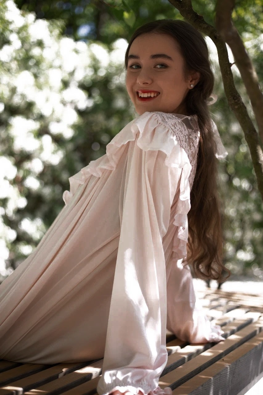 Лола. Главная