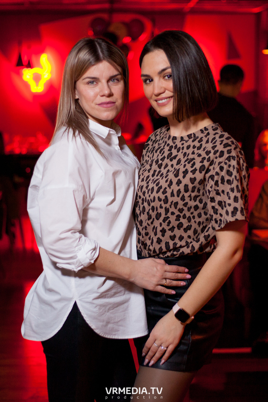 Крупным Планом в гриль-баре «Жара»