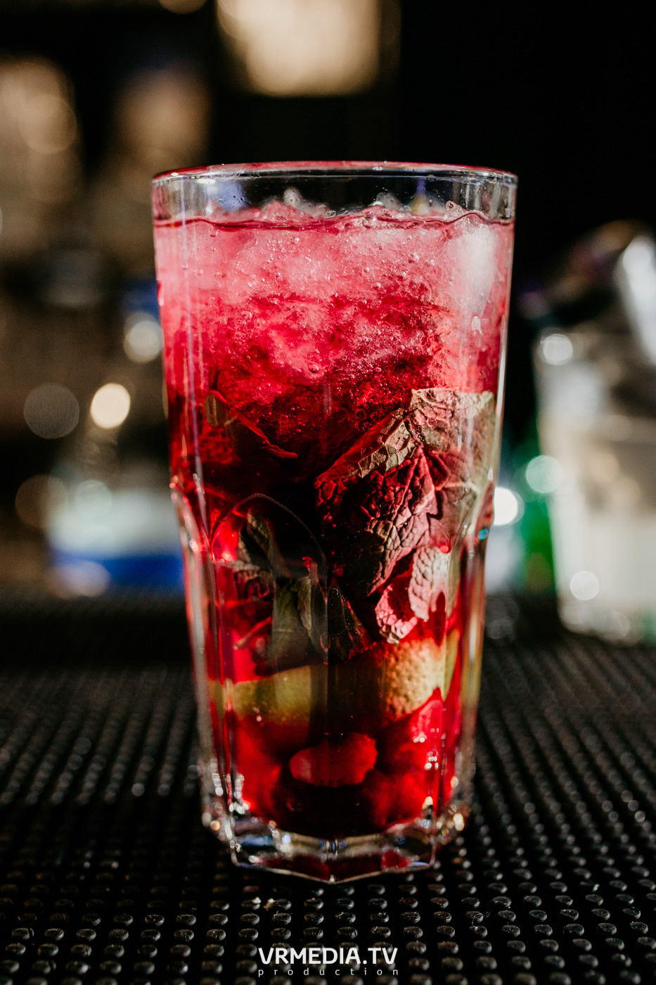 Выходные в баре «DOSKI»