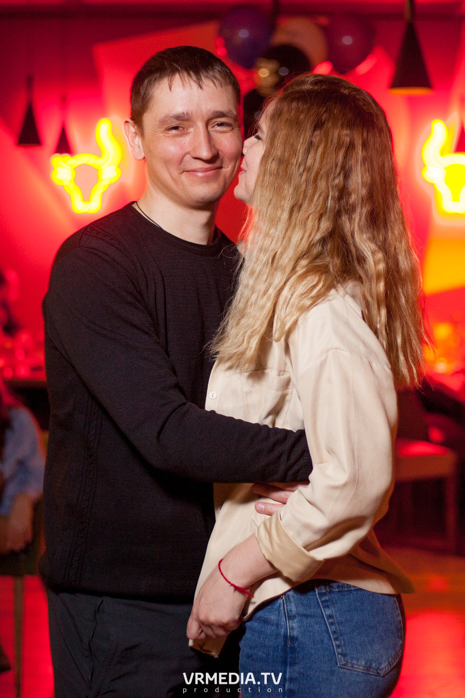 Крупным Планом в гриль-баре «Жара»