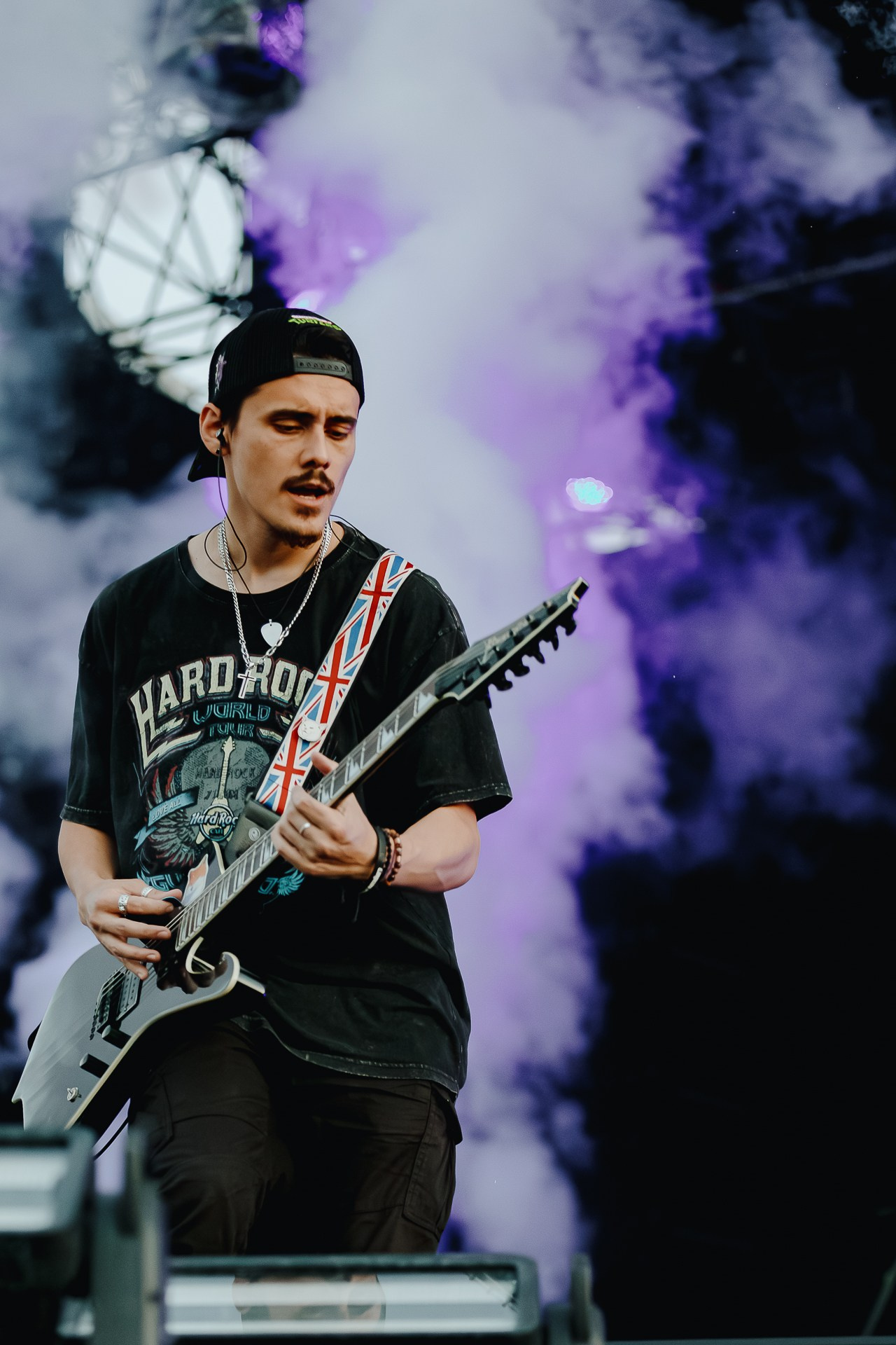 Даниил Баслин, гитара. Концерт Три дня дождя в Москве, 30.08.25, фестиваль Территория Света Проекция. Фотосъемка ваших событий. Фотограф Юлия Губина.