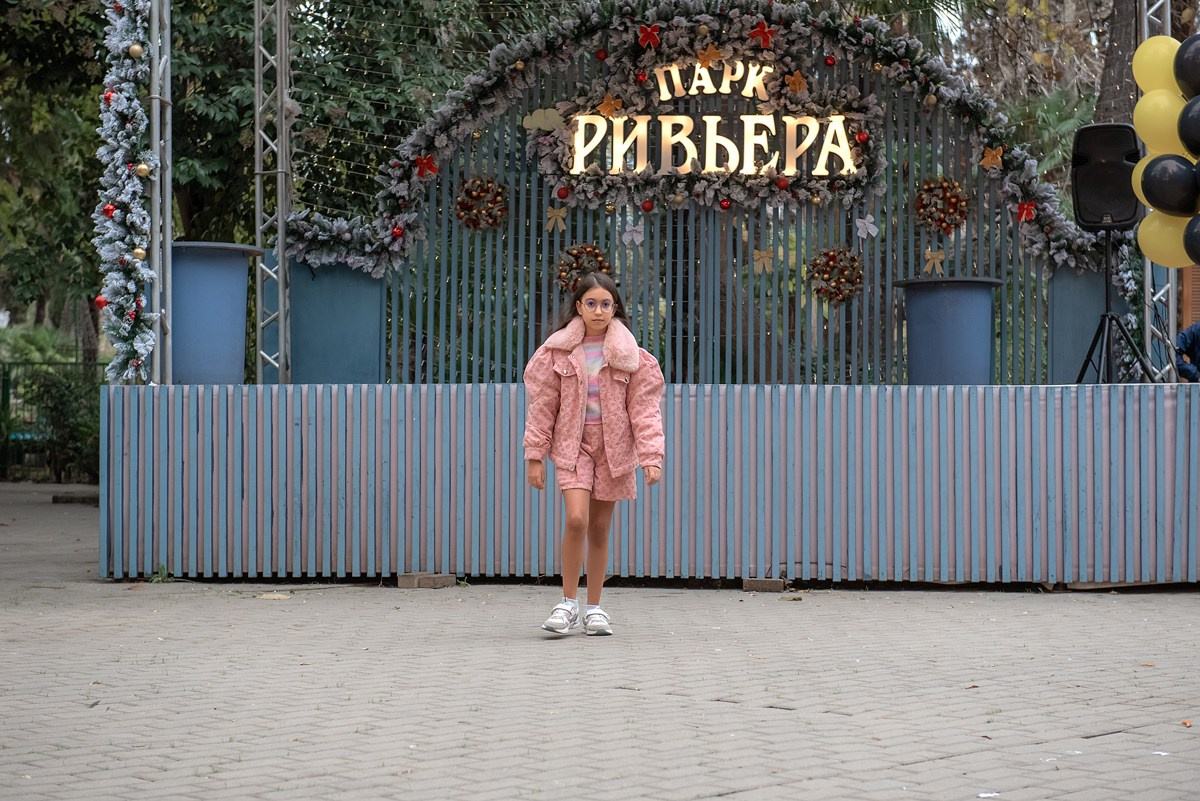 Парк Ривьера дефиле HAPPYkids. Семейный и коммерческий фотограф в Сочи Александр Бодунов
