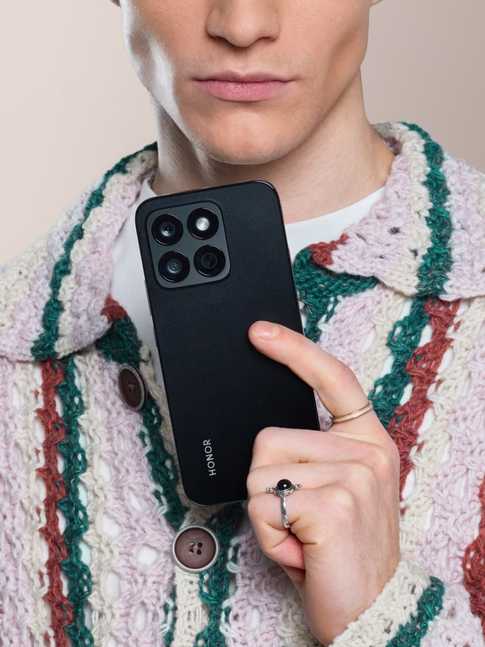 Honor x8c. Святослав Лебедев | Рекламный фотограф — Коммерческая съемка, Арт-дирекшн, AI-интеграция