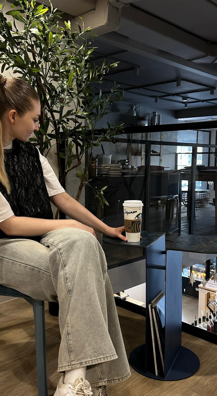 Fly table. Дарина Ахтямова — дизайн интерьера и предметный дизайн в Астане