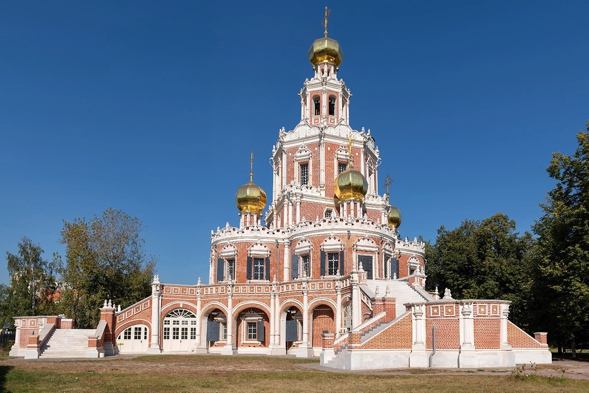 Церковь Покрова в Филях. Фотограф для маркетплейсов Михаил Бове