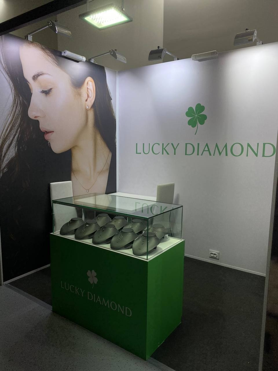 Реклама на ювелирной выставке. Фотограф в Санкт-Петербурге Вера Сивенкова