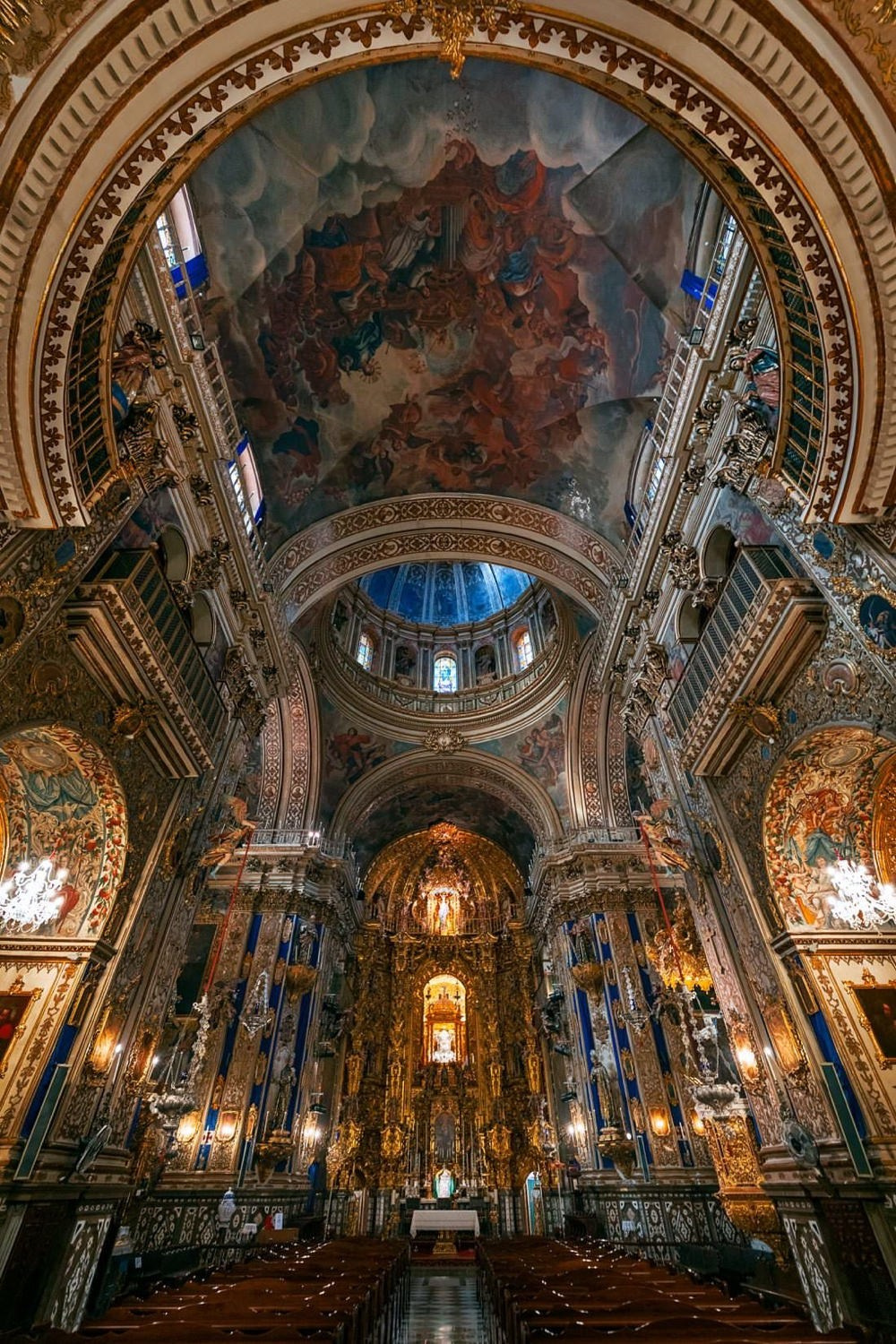 Look up — personal project of photographer Vadim Sherbakov. Vadim Sherbakov Portfolio