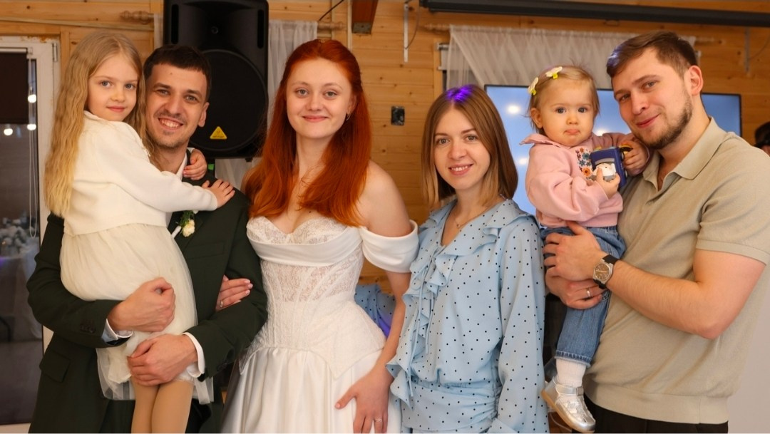 ЛЮБОВЬ СПАСЁТ МИР ♥️