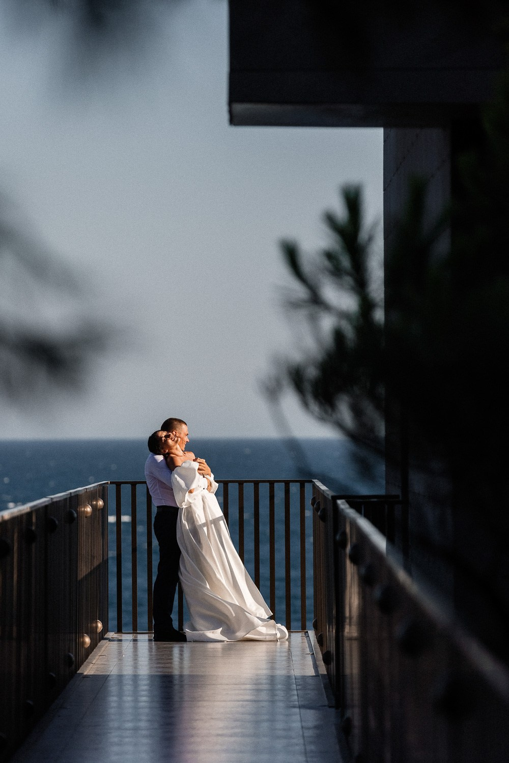 Николай и Юля — Свадебная фотосессия в Форосском парке. Свадебный фотограф, фотосъемка в Крыму, Севастополе, Симферополе, Ялте
