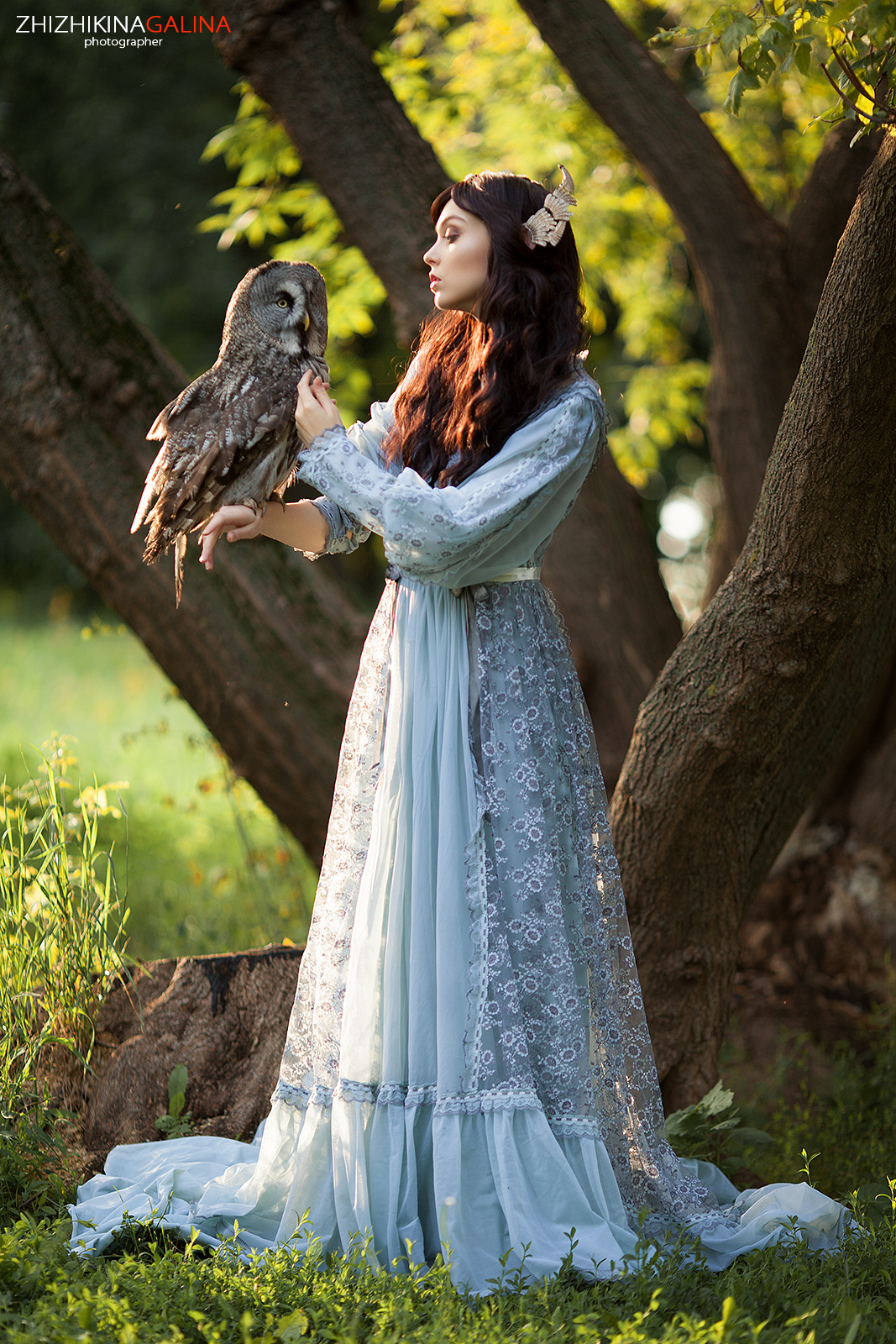 женский фотограф, фотогпрогулка, уличная фотосессия, фотосессия на улице, фотосессия в цветении, портретный фотограф, портретная фотосессия, фотограф москва, фотограф в москве, жижикина галина, женский портрет