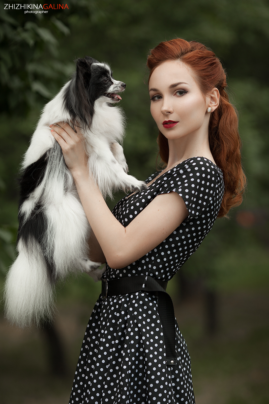 женский фотограф, фотогпрогулка, уличная фотосессия, фотосессия на улице, фотосессия в цветении, портретный фотограф, портретная фотосессия, фотограф москва, фотограф в москве, жижикина галина, женский портрет