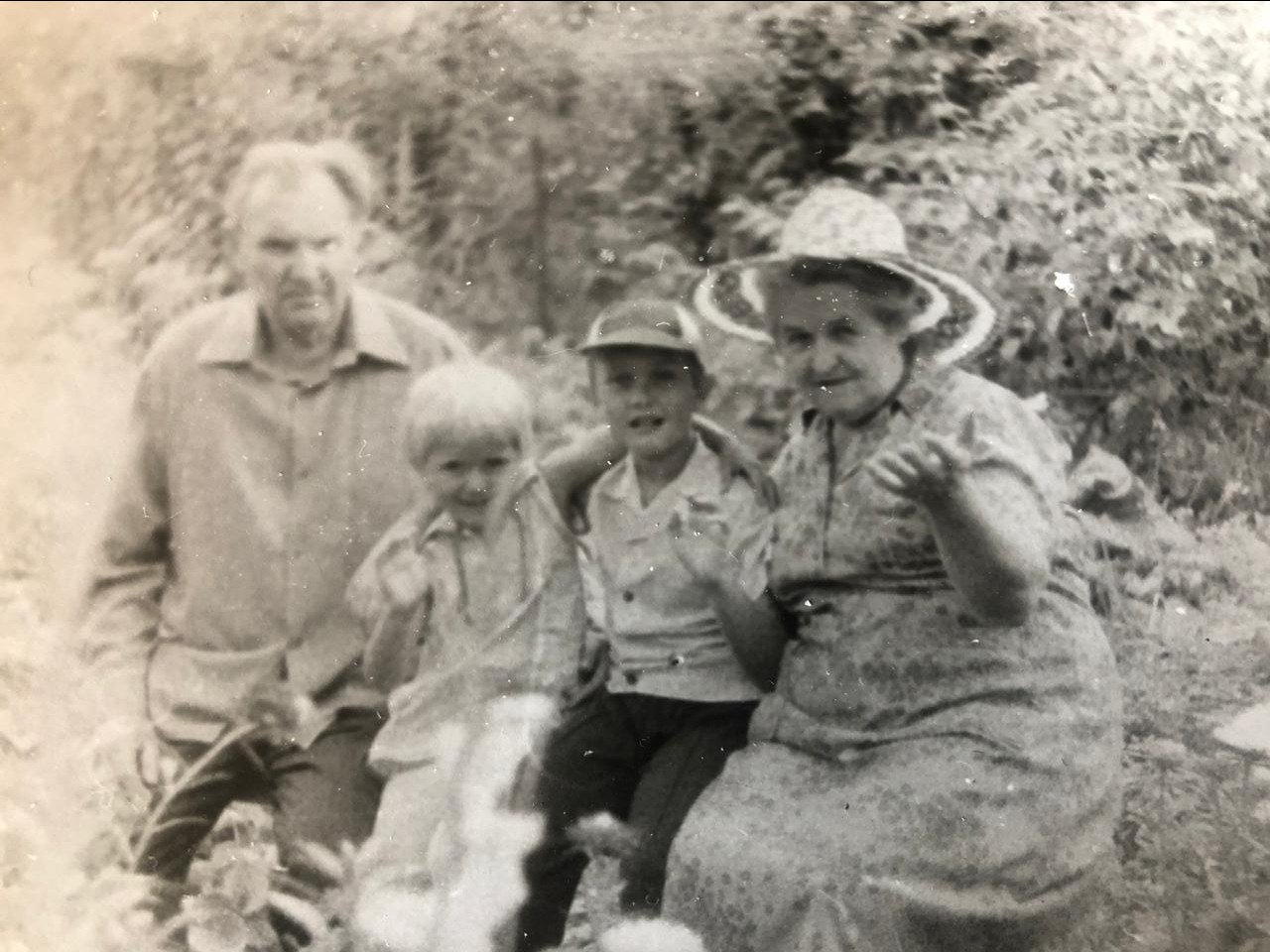 Оцветнение не цветных фотографий. Фотограф в Туле Крупский АнДРей. Фотостудия «КАДР71» в Туле