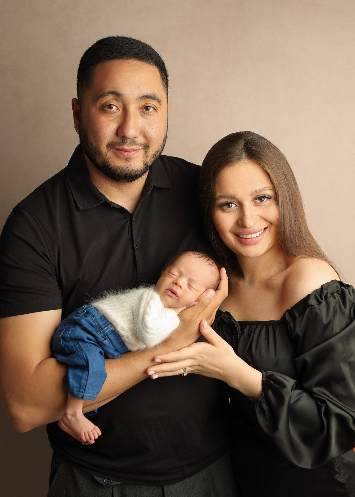 Семейные кадры. Фотограф новорождённых в Казани Нейля Гильмутдинова ньюборн