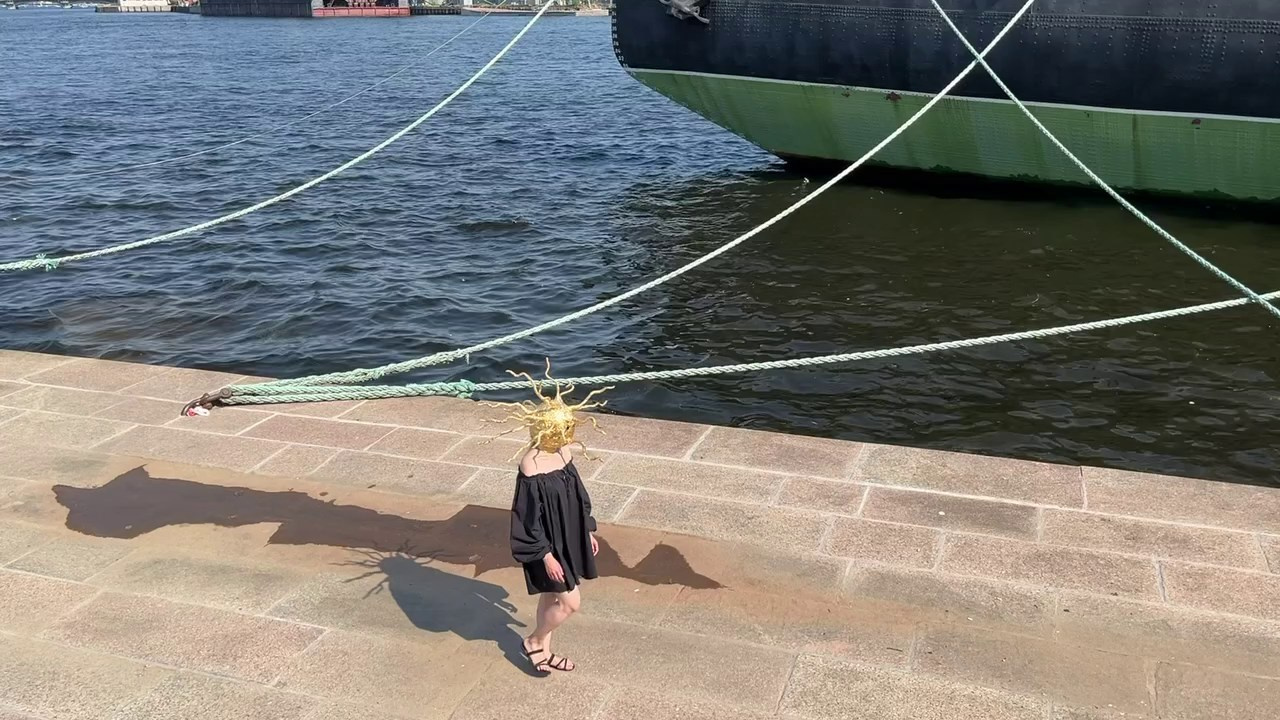 Будем как солнце. Visual artist Irina Heinz