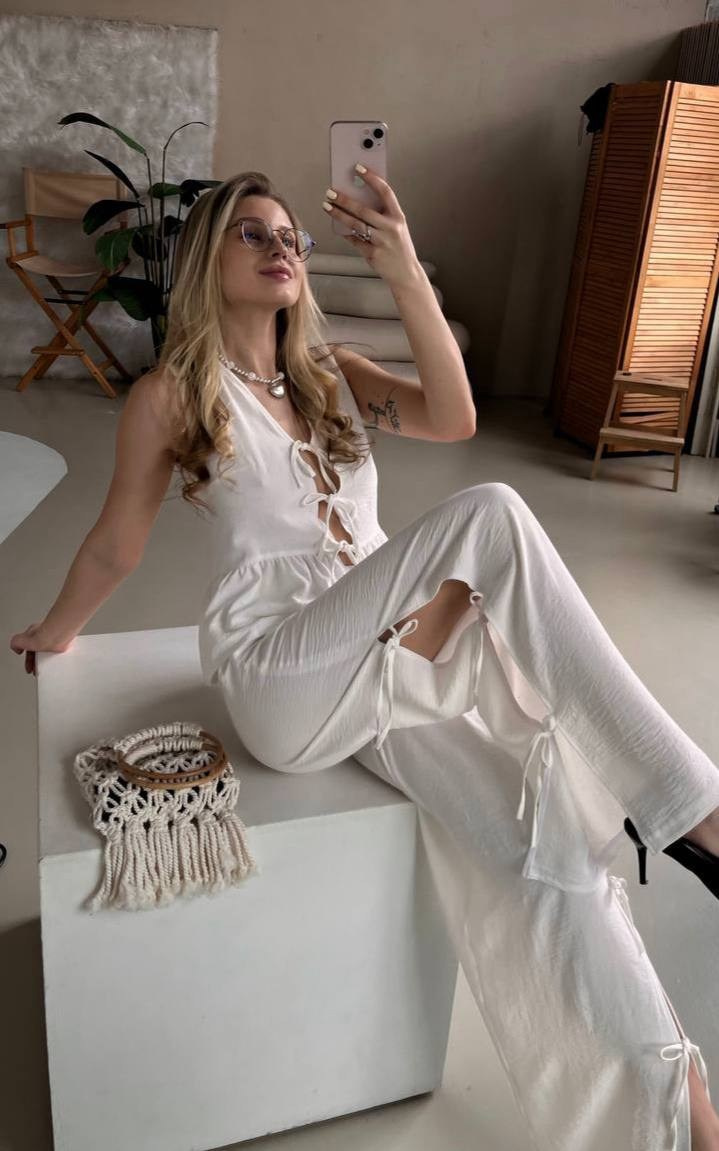 Вероника Д Размер S-М, Рост 168, Параметры 88/62/90. LUNAPRO Дом стильных, сборных и индивидуальных съемок для брендов