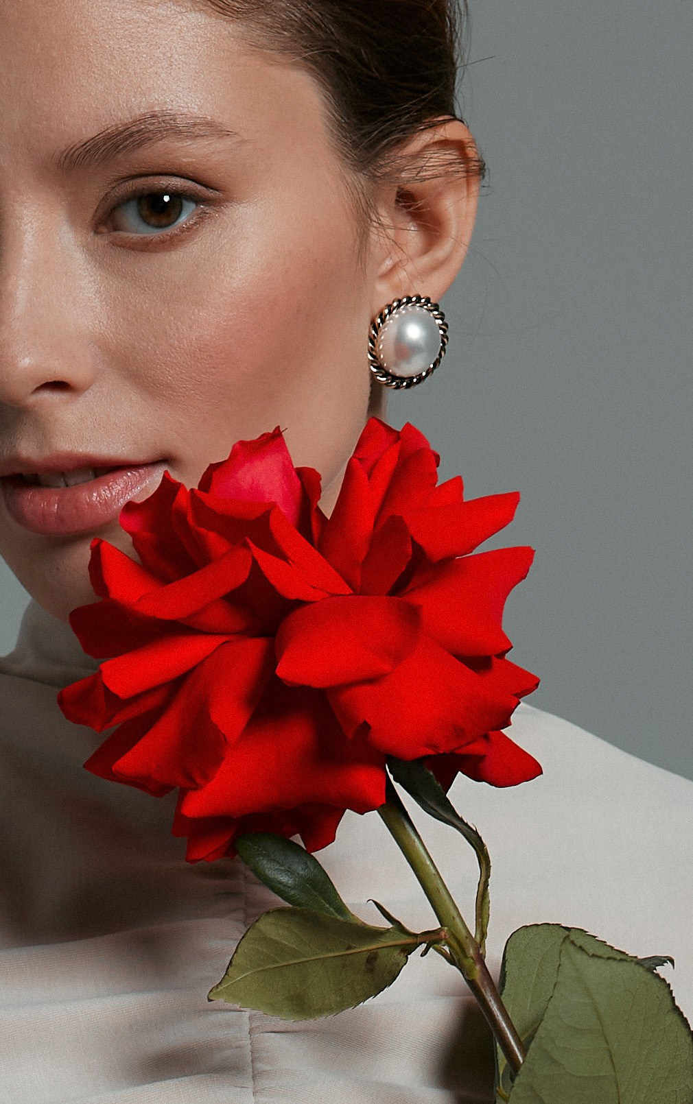 Женские портреты в студии. Главная