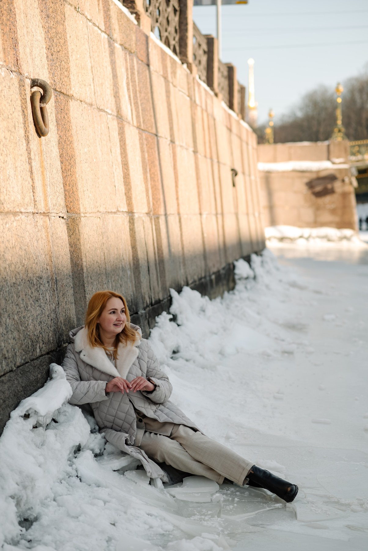 Прогулка с цветами по улицам и каналам. Свадебный и семейный фотограф в Санкт-Петербурге Елена Худякова