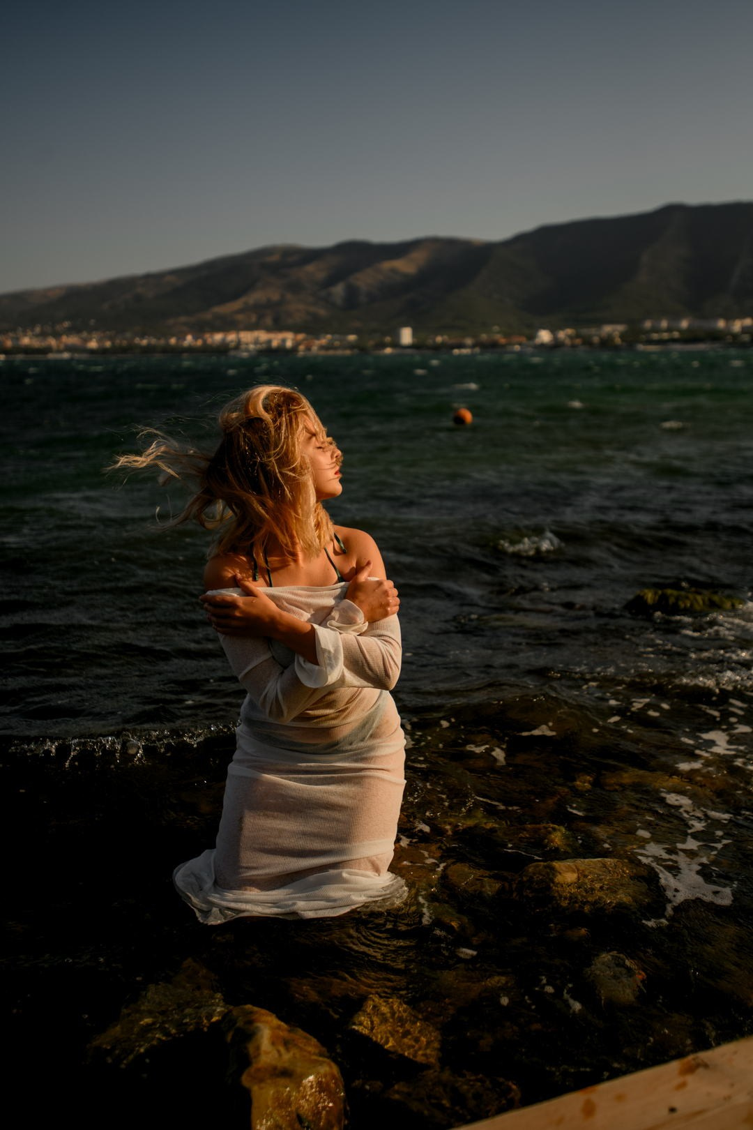 Индивидуальная фотосессия Анастасия на пляже Метрополь — фотограф Жанна Шестопалова