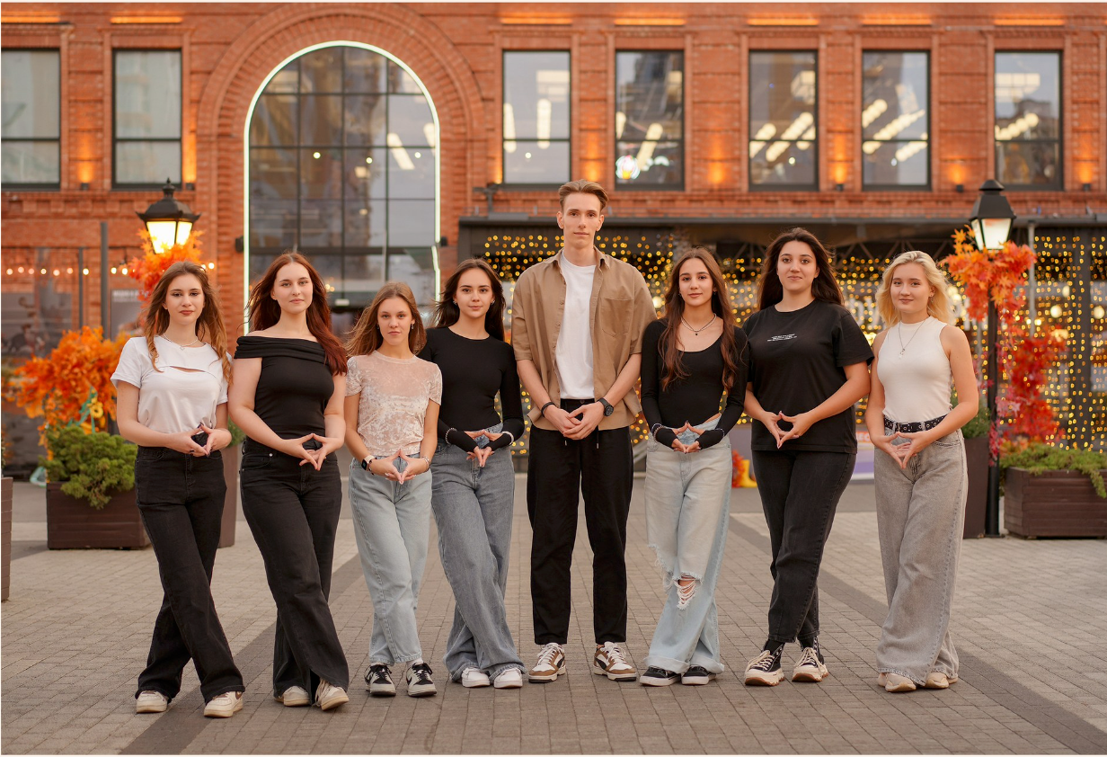 УЛИЧНЫЕ ЛОКАЦИИ. Красивый выпускной альбом в Краснодаре