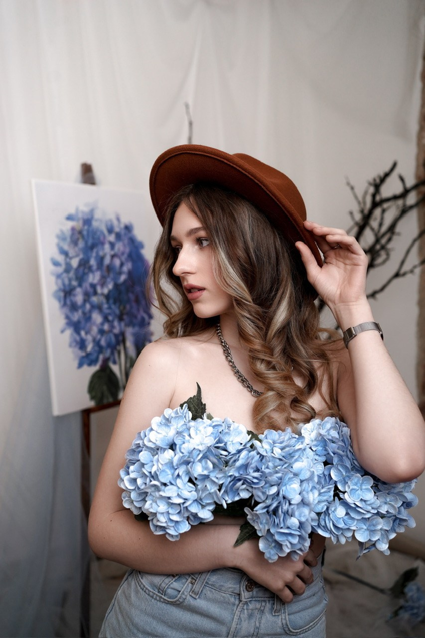 Женская фотосессия в студии Тепло в Новочеркасске. Свадебный фотограф в Ростове-на-Дону. Таинство Крещения и Венчания, семейные фотосессии. Алёна Чёботова